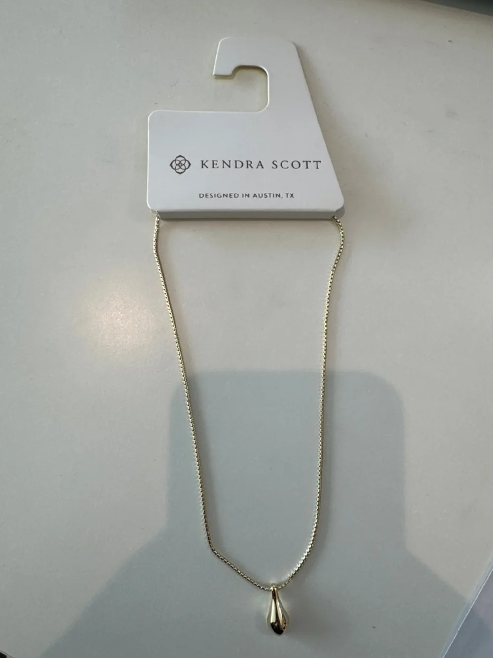 Kendra Scott pendant necklace 14k Gold over Brass - Picture 1 of 6